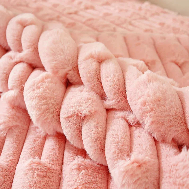 [COMPRÁ 1 Y LLEVÁ 2] Fundas Protectoras Sofá de Terciopelo + Manta de Peluche y 2 Almohadones de Regalo