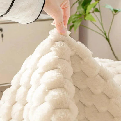 [COMPRÁ 1 Y LLEVÁ 2] Fundas Protectoras Sofá de Terciopelo + Manta de Peluche y 2 Almohadones de Regalo